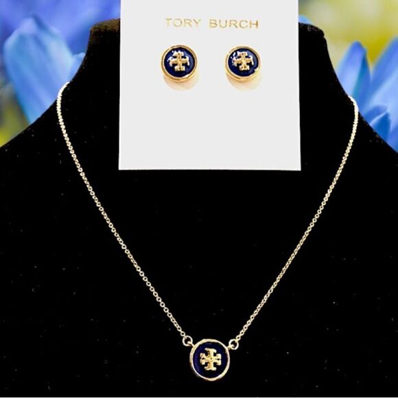 TORY BURCH KIRA ENAMELED PENDANT NECKLACE AND EARRINGS SET IN MIDNIGHT B… - Picture 1 of 4